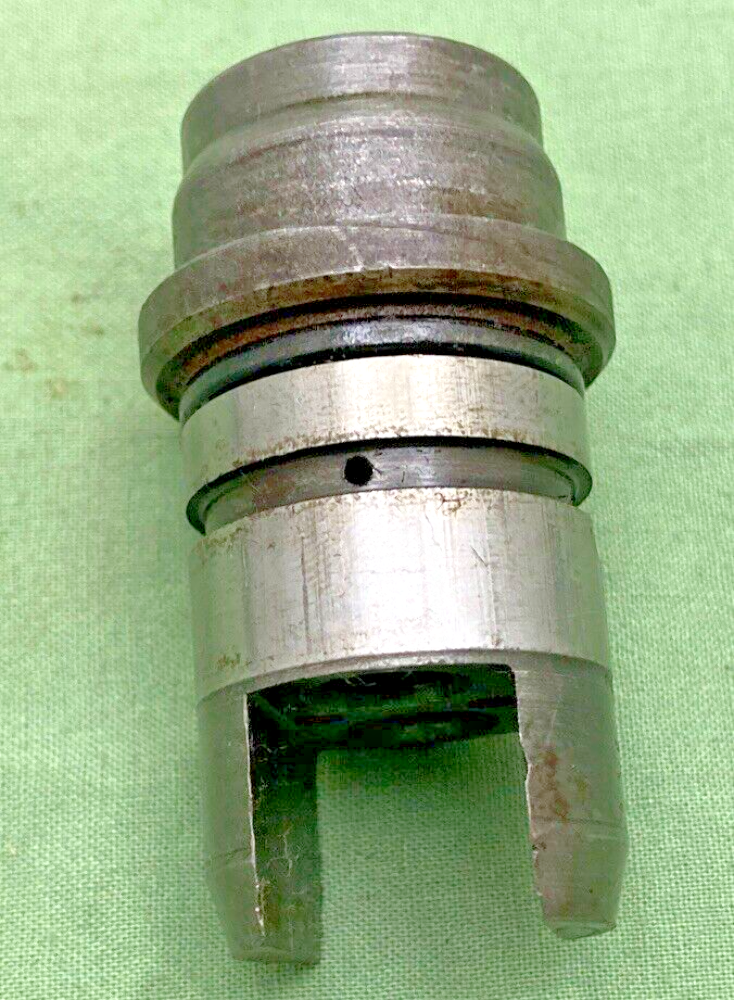 NEW REPLACES TRIUMPH 70-9352 INLET TAPPET GUIDE BLOCK 1969-82