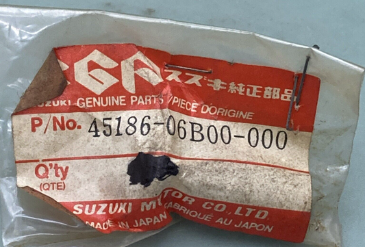 NEW GENUINE SUZUKI 45186-06B00-000 Bolt, Seat Band