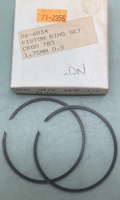 NEW REPLACES HONDA 06-6834 PISTON RING SET 1.75MM OS FITS '83 CR80