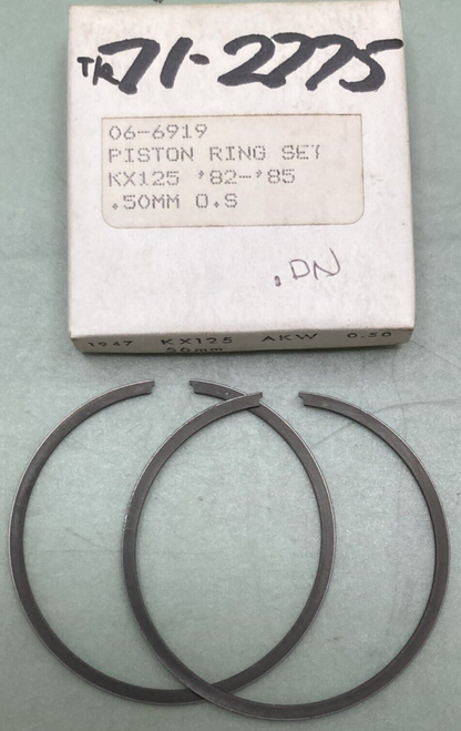 NEW REPLACES  KAWASAKI 06-6919 PISTON RING SET 0.50MM O/S FITS '82-'85 KX125