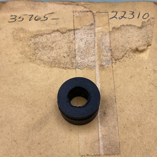 NEW REPLACES SUZUKI 35765-22310 Cushion REAR COMBINATION LAMP