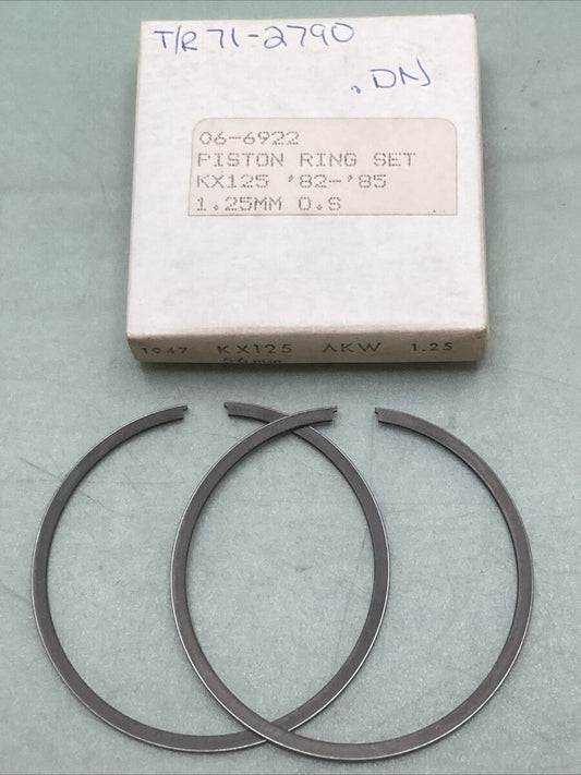 NEW REPLACES KAWASAKI 06-6922 PISTON RING SET 1.25MM O/S FITS '82-'85 KX125