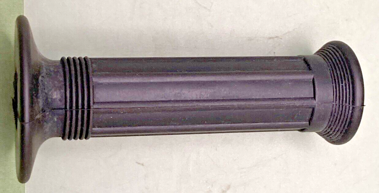 NEW GENUINE YAMAHA 1E6-26241-00 HANDLEBAR - CABLE GRIP LH