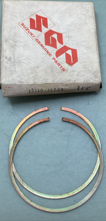 NEW GENUINE SUZUKI 12140-41711 PISTON RING SET FITS '76-'77 RM370