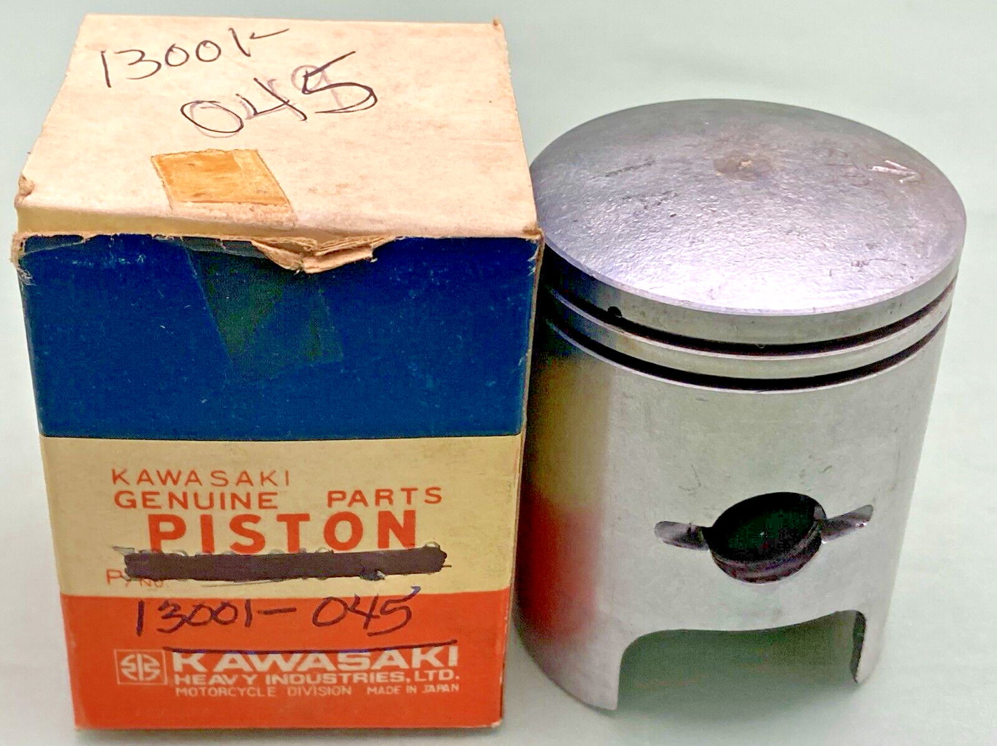 NEW GENUINE KAWASAKI 13001-045 Piston, STD