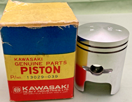NEW GENUINE KAWASAKI 13029-039 Piston
