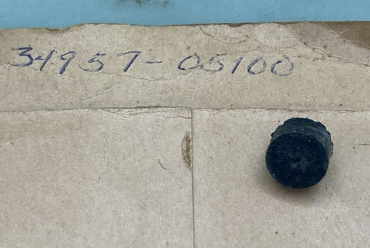 NEW REPLACES SUZUKI 34957-05100 Cushion, Meter