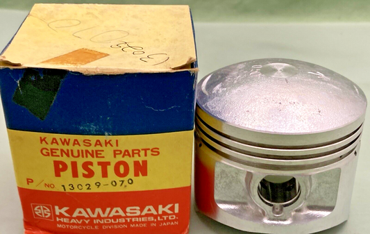 NEW GENUINE KAWASAKI 13029-070 PISTON, ENGINE L, O/s 0.50
