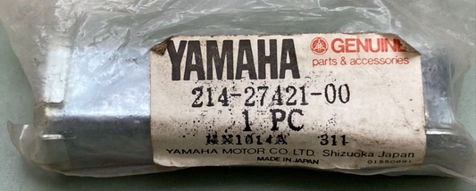 NEW GENUINE YAMAHA 214-27421-00 Footrest 2 1985 Y-ZINGER