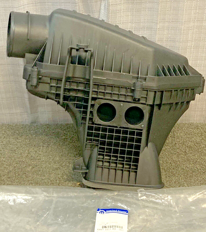NEW GENUINE MOPAR 68413351AB AIR CLEANER ASSEMBLY