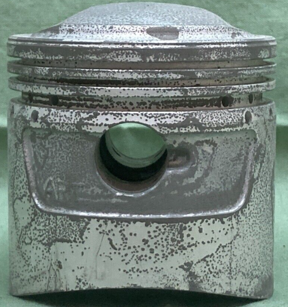 NEW GENUINE HONDA 13104-275-020 PISTON KIT 0.75 O/S COMPLETE