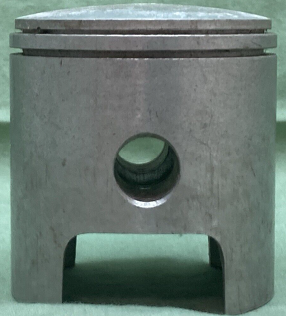 NEW WISECO 445P4 PISTON W/ CLIPS & 2461LC PISTON RINGS