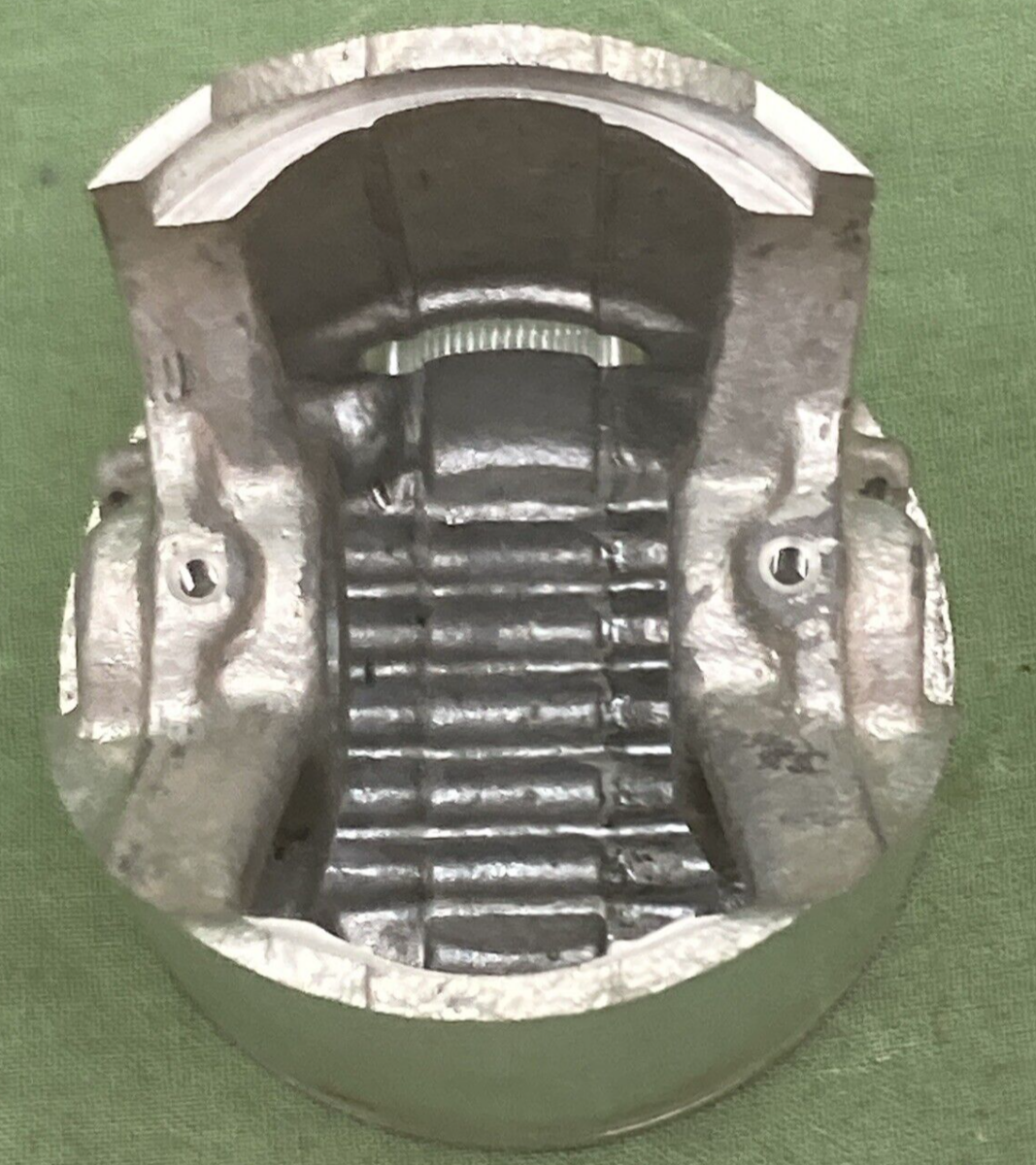 NEW ROCKY CYCLE 05-6928 PISTON W/ CLIPS & RING SET REPLACES KAWASAKI 13001-1081