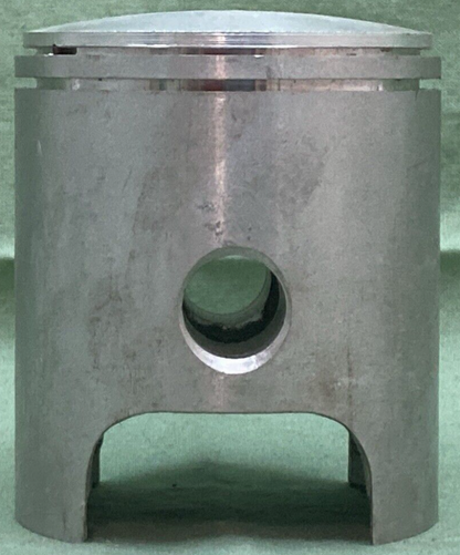 NEW WISECO 154P4 PISTON W/ SPIRAL LOCK CLIPS