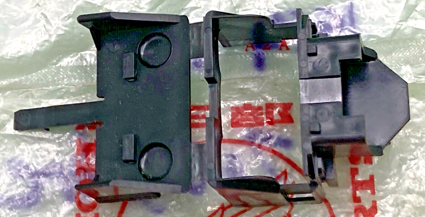 NEW GENUINE HONDA 35852-MB0-007 FUSE COVER