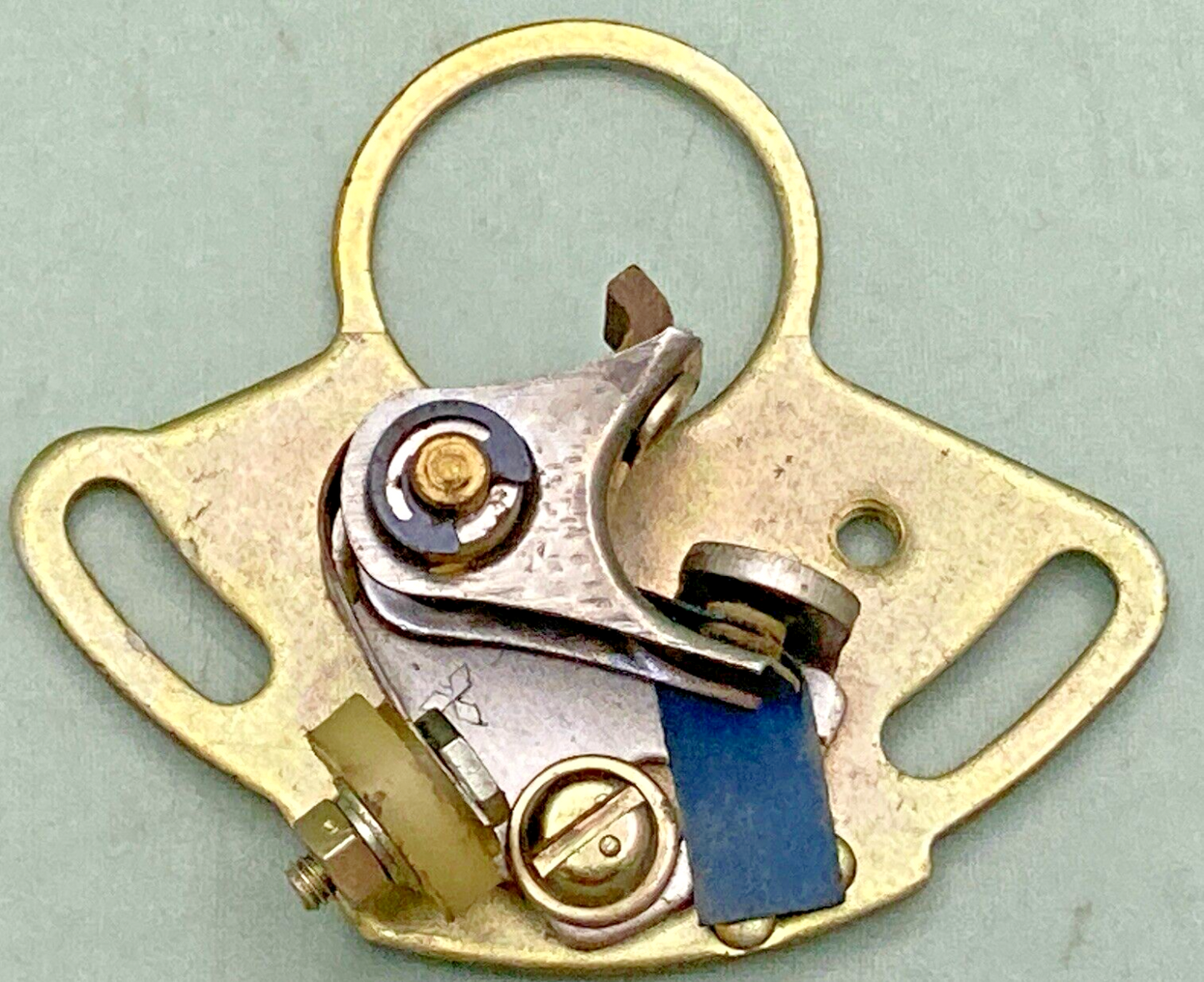 NEW GENUINE YAMAHA 165-81121-21  L5T YG5 YL2 YLCM POINT CONTACT BREAKER ASSEMBLY