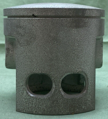 NEW GENUINE YAMAHA 365-11636-01 PISTON STD 2ND O/S
