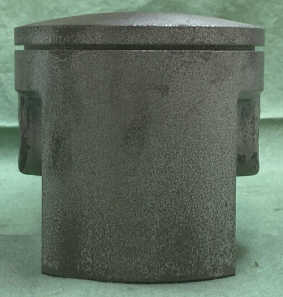 NEW GENUINE YAMAHA 365-11636-01 PISTON STD 2ND O/S