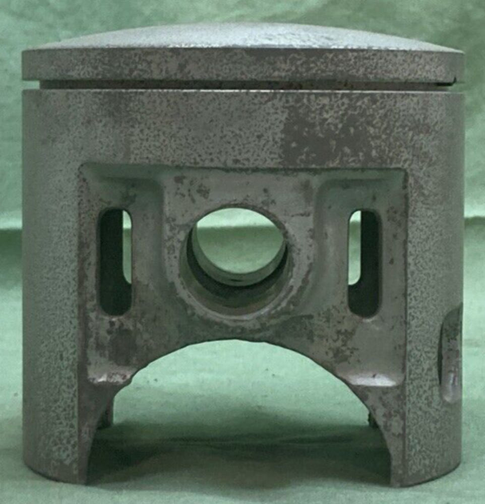 NEW GENUINE YAMAHA 365-11636-01 PISTON STD 2ND O/S