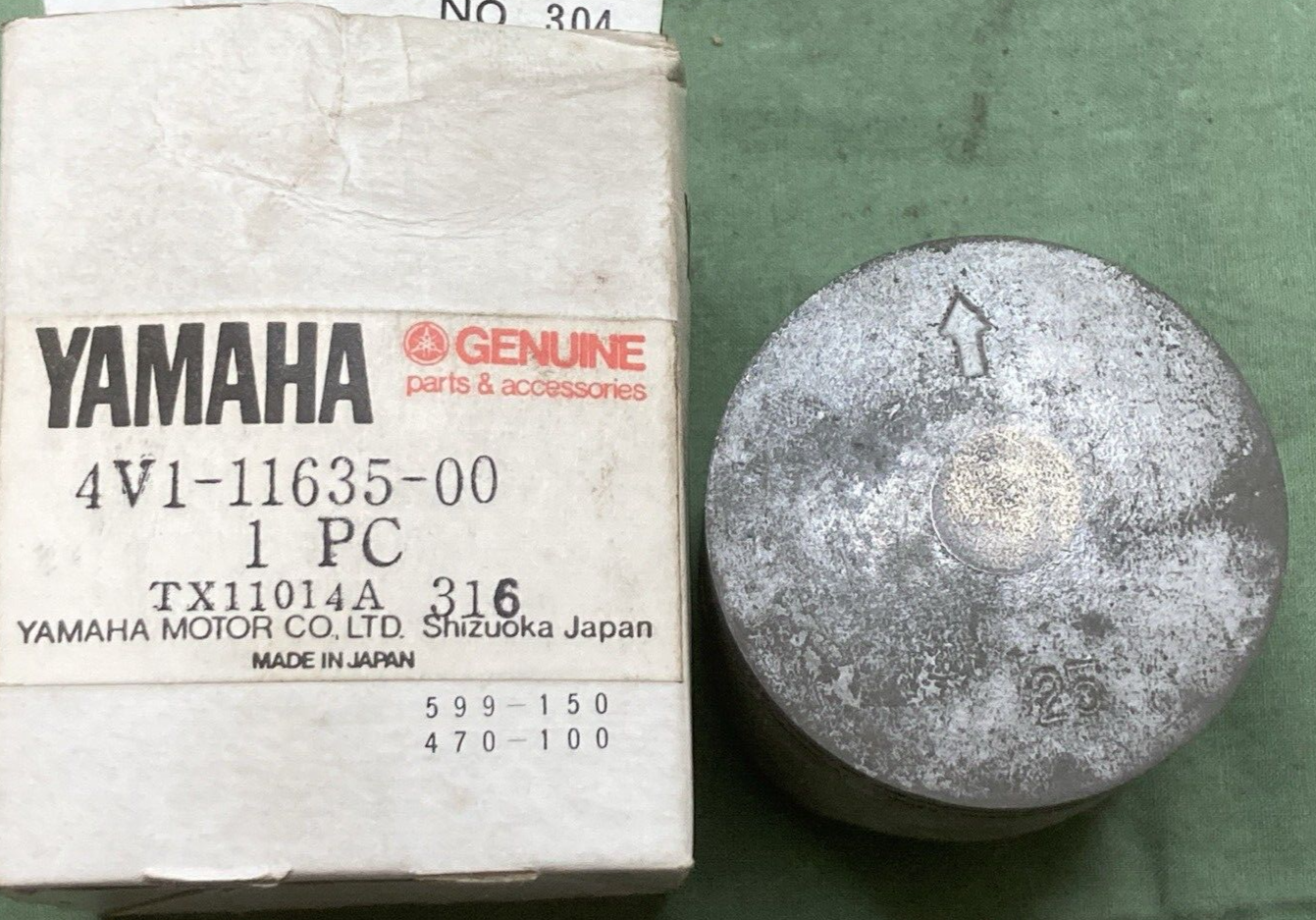 NEW GENUINE YAMAHA 4V1-11630-10 PISTON KIT 1ST 0.25 FOR YZ80H