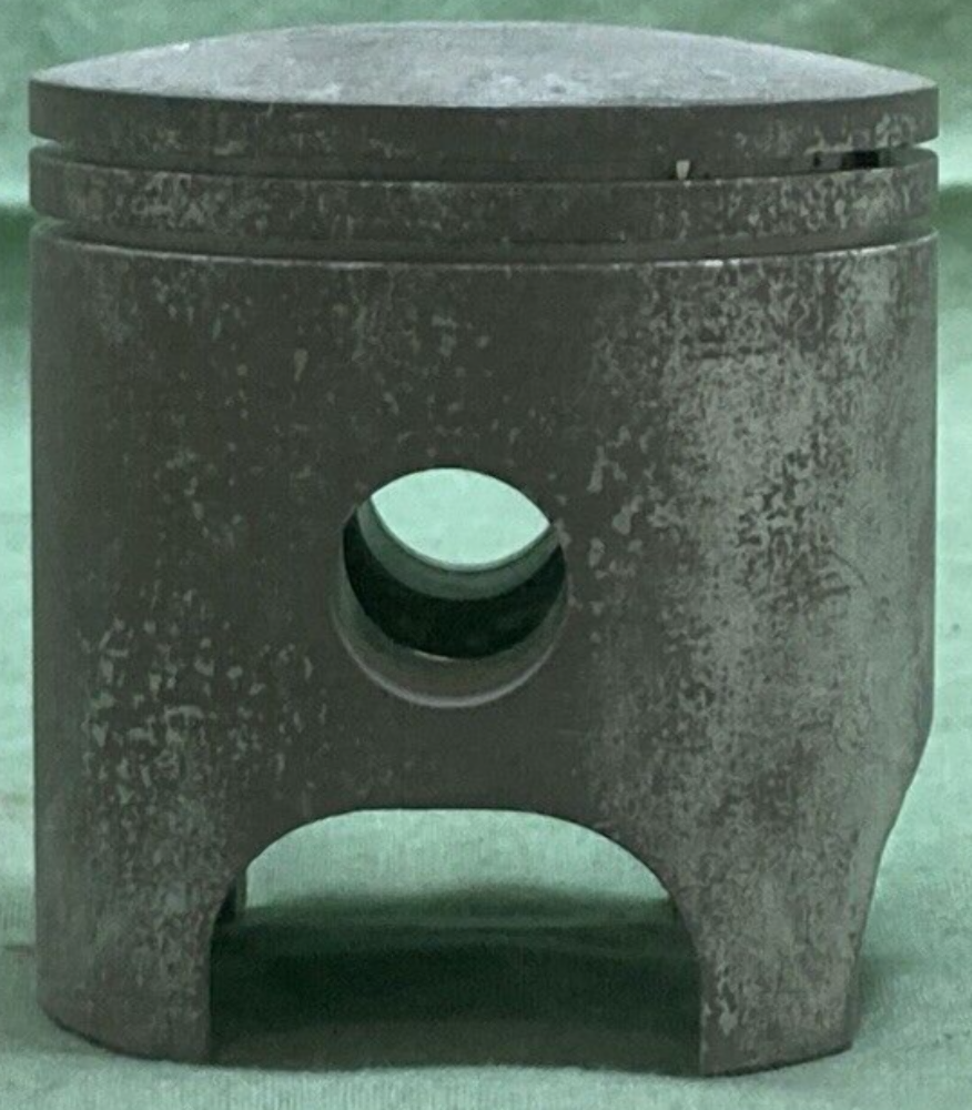 NEW GENUINE YAMAHA 4V1-11630-10 PISTON KIT 1ST 0.25 FOR YZ80H