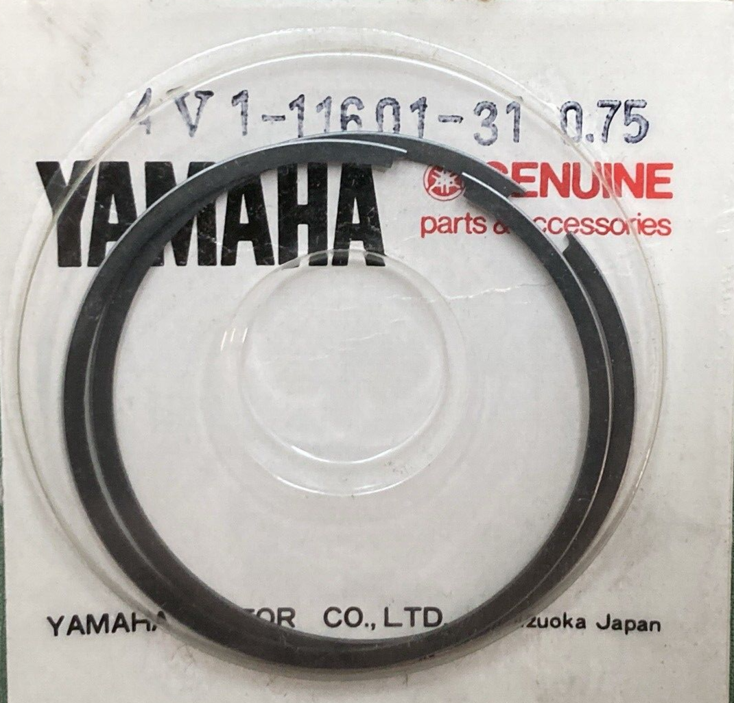 NEW GENUINE YAMAHA 4V1-11630-30 PISTON  KIT 3RD FOR YZ80H