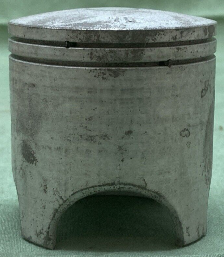 NEW GENUINE YAMAHA 4V1-11630-30 PISTON  KIT 3RD FOR YZ80H