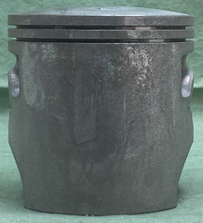 NEW GENUINE YAMAHA 4V5-11631-00-95 PISTON STD
