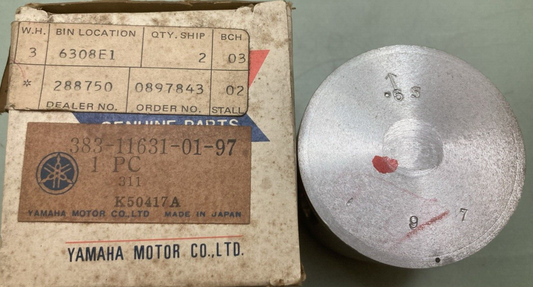 NEW GENUINE YAMAHA 383-11631-01-97 PISTON FOR TZ250 TZ350