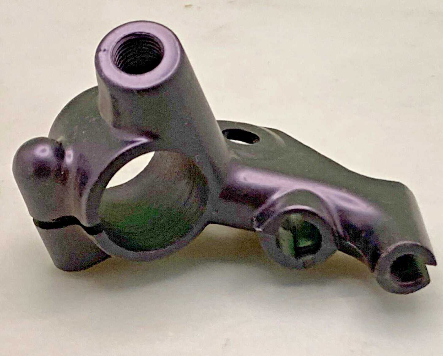 NEW GENUINE YAMAHA 4H7-82911-00 LEVER 1 HOLDER