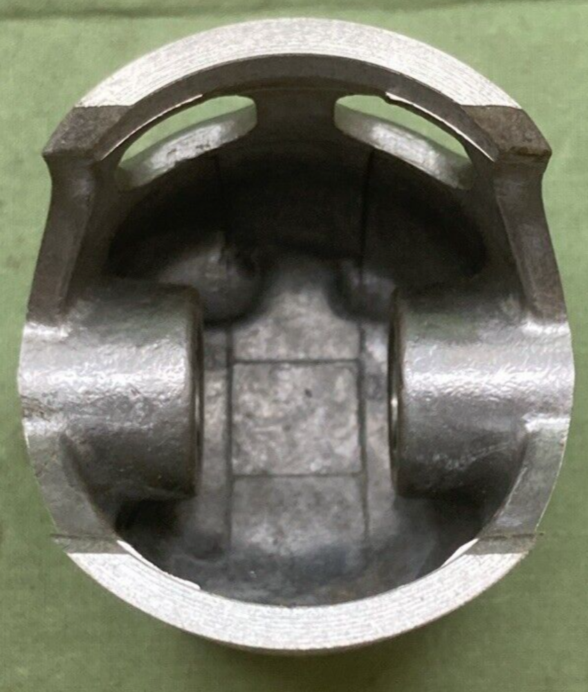 NEW GENUINE YAMAHA 361-11636-02 PISTON