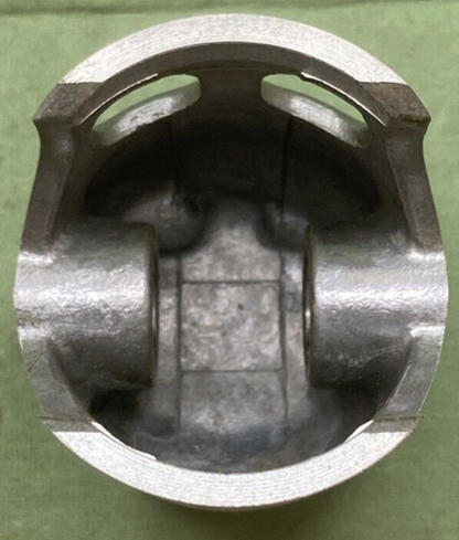 NEW GENUINE YAMAHA 361-11636-02 PISTON