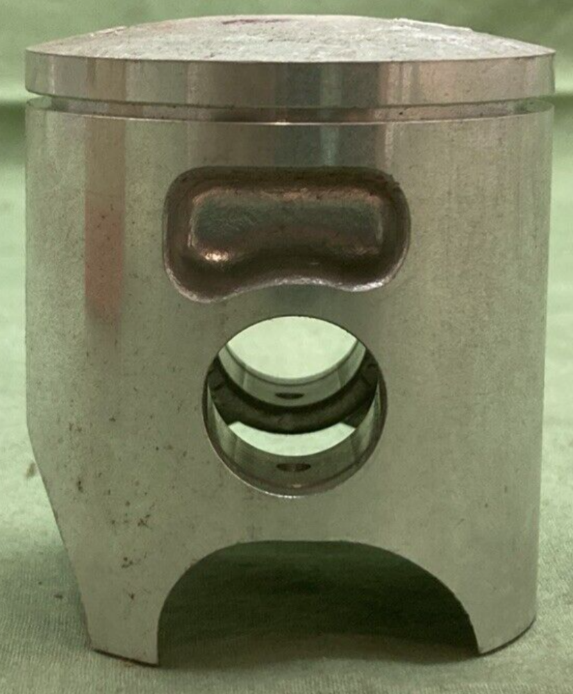 NEW GENUINE YAMAHA 329-11631-00-96 PISTON FOR TD3