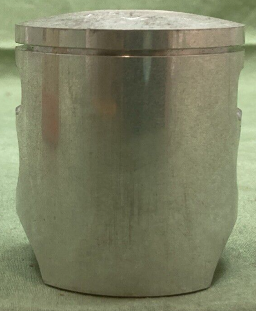 NEW GENUINE YAMAHA 329-11631-00-96 PISTON FOR TD3