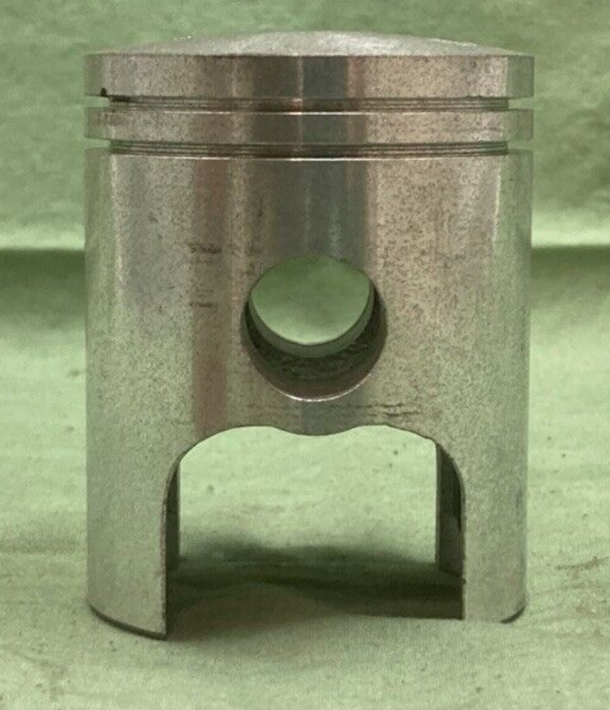 NEW GENUINE YAMAHA 280-11635-00 PISTON