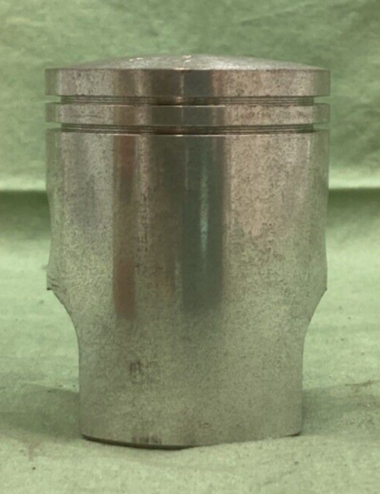 NEW GENUINE YAMAHA 280-11635-00 PISTON