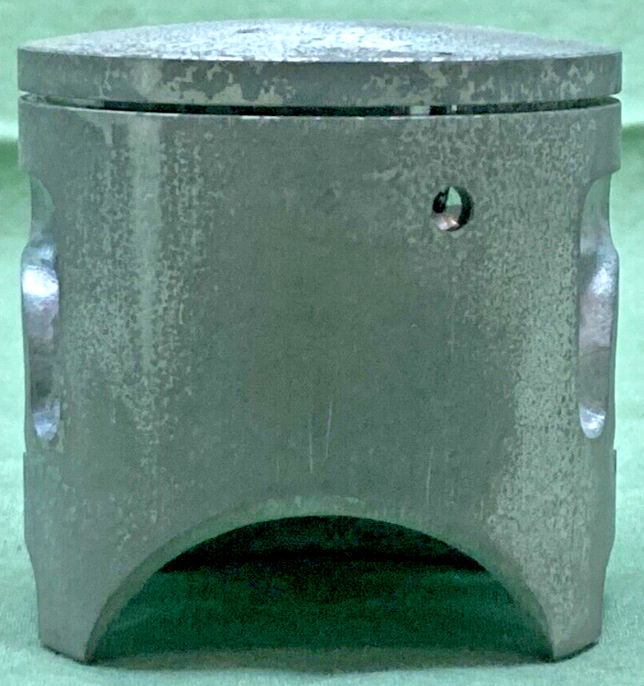 NEW GENUINE YAMAHA 39W-11635-00 PISTON 1ST 0.25 O/S