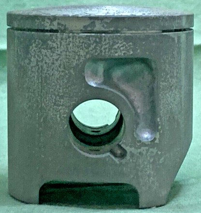 NEW GENUINE YAMAHA 39W-11635-00 PISTON 1ST 0.25 O/S