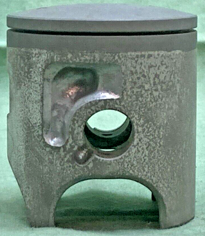 NEW GENUINE YAMAHA 39K-11635-00 PISTON 1ST 0.25 O/S