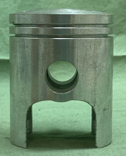 NEW GENUINE YAMAHA 280-11636-00 PISTON 2ND 0.50 O/S