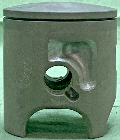 NEW GENUINE YAMAHA 39K-11636-00 PISTON 2ND 0.50 O/S