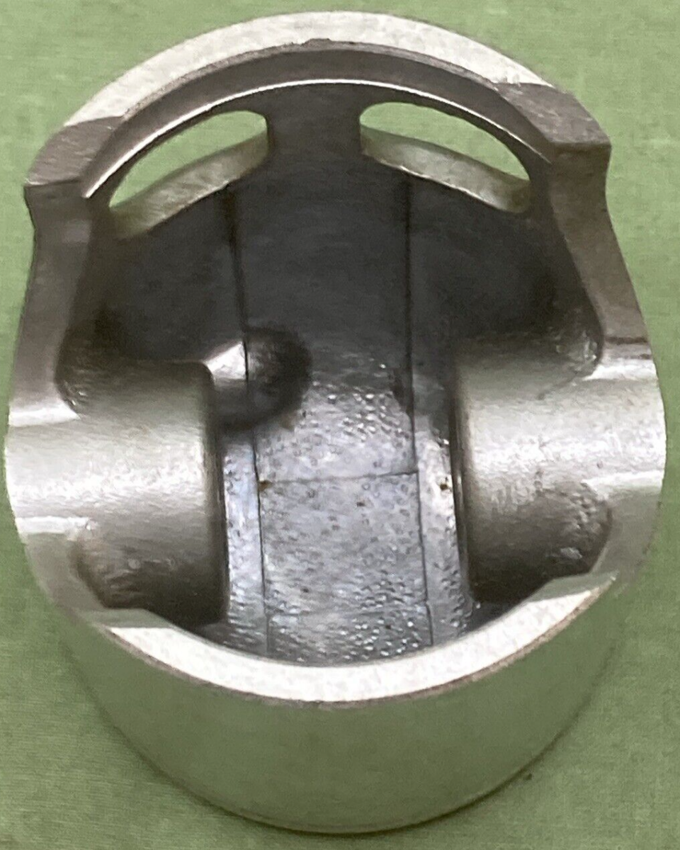 NEW GENUINE YAMAHA 361-11635-02 PISTON