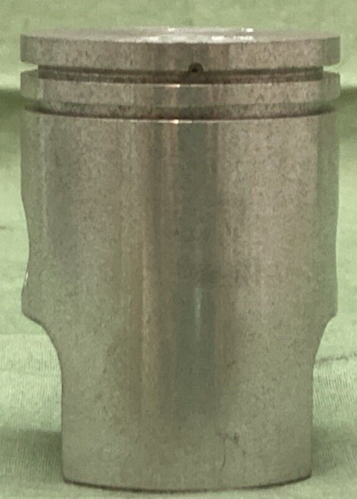 NEW GENUINE YAMAHA 327-11635-00 PISTON 1ST 0.25 O/S