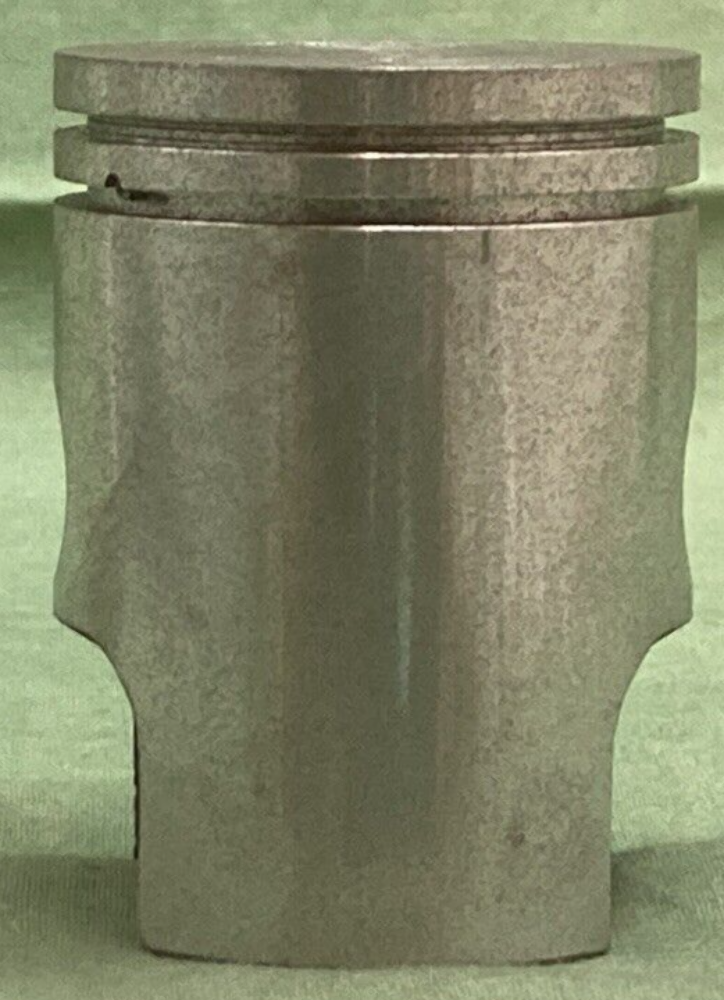 NEW GENUINE YAMAHA 327-11635-00 PISTON 1ST 0.25 O/S