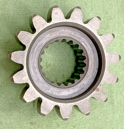 NEW GENUINE HONDA 28121-968-010 STARTER IDLE GEAR A