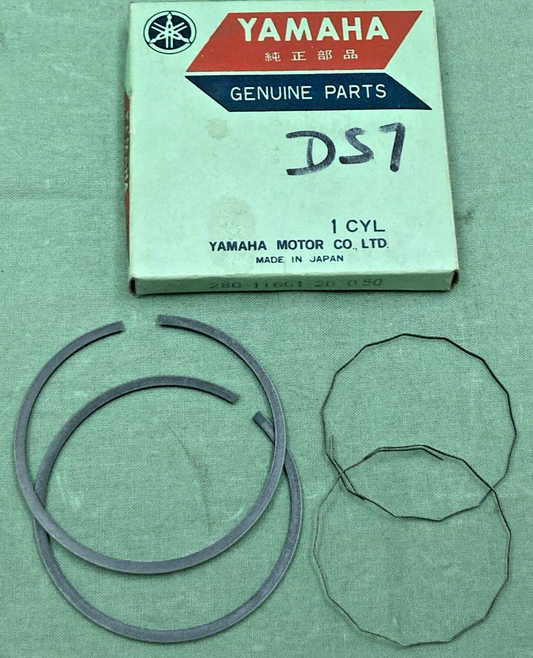 NEW GENUINE YAMAHA 280-11601-20 PISTON RING SET 2ND 0.50 O/S