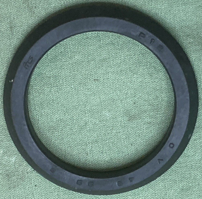 QTY 2 NEW GENUINE YAMAHA 164-23462-00 Seal, Dust 1984 FJ600