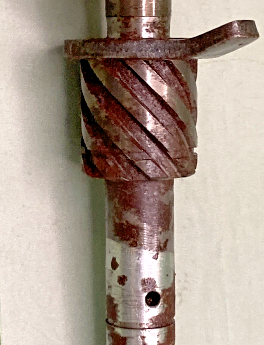 NEW GENUINE YAMAHA 363-15660-02 KICKSTARTER SHAFT KICK AXLE ASSY