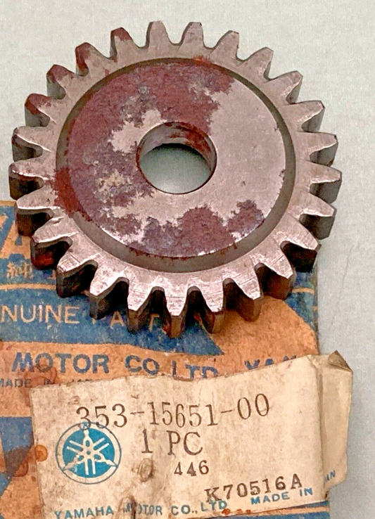 NEW GENUINE YAMAHA 353-15651-00 GEAR, KICK IDLE