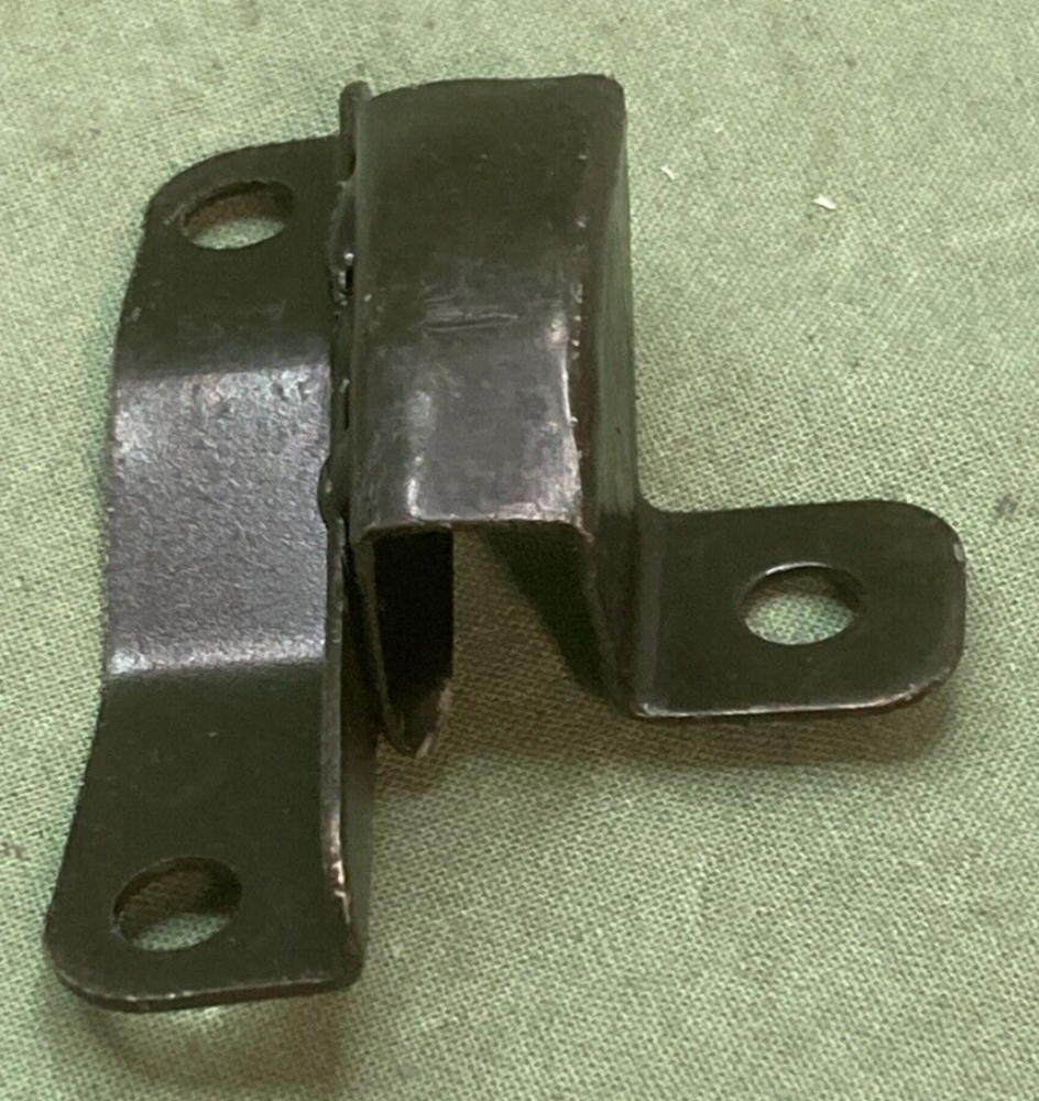 NEW GENUINE YAMAHA 13T-28321-00 STAY LEG SHIELD LH